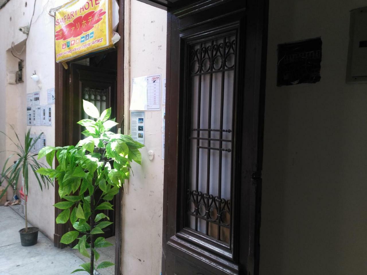 Safary Hostel Kairo Bagian luar foto